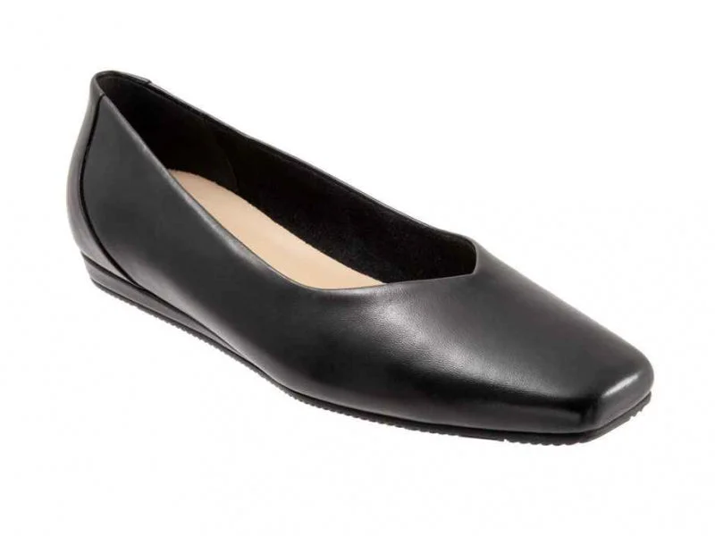 Softwalk Vellore - Women's Flat Black (001)